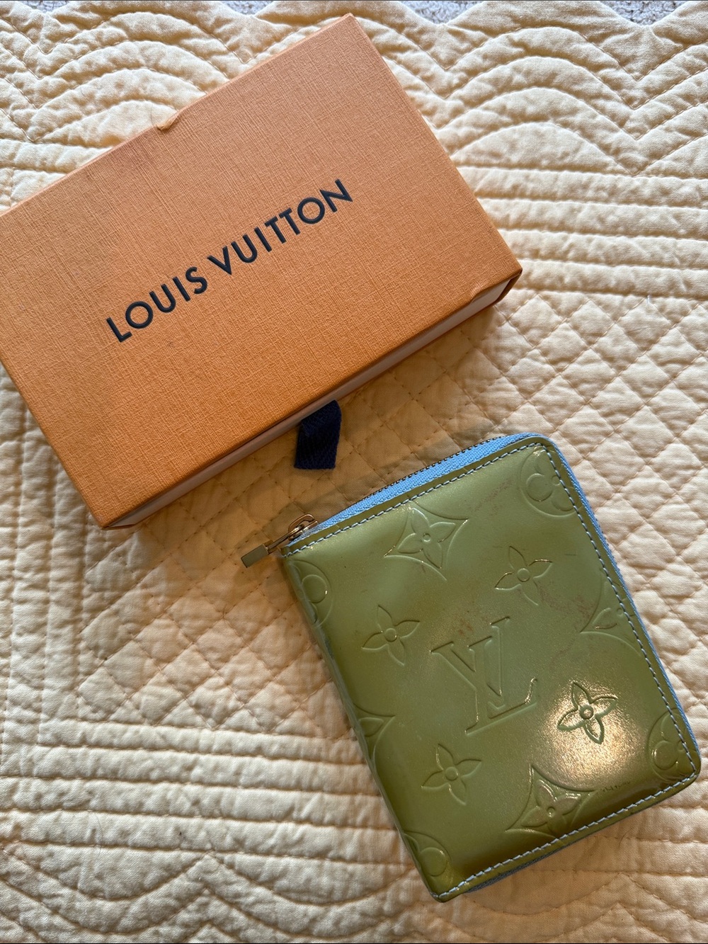 Louis Vuitton Green Vernis Zippy Card Holder and Coin Purse